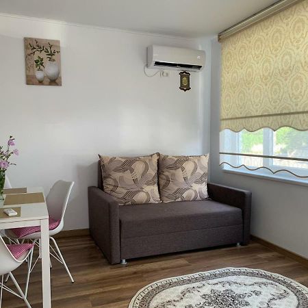 Zeino Place Apartment Constanta Luaran gambar