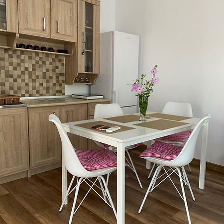 Zeino Place Apartment Constanta Luaran gambar