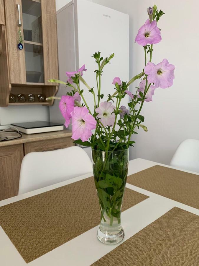 Zeino Place Apartment Constanta Luaran gambar
